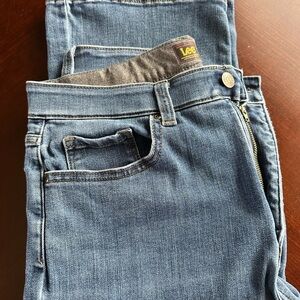 Lee Boot Cut Jeans in Medium Blue Wash